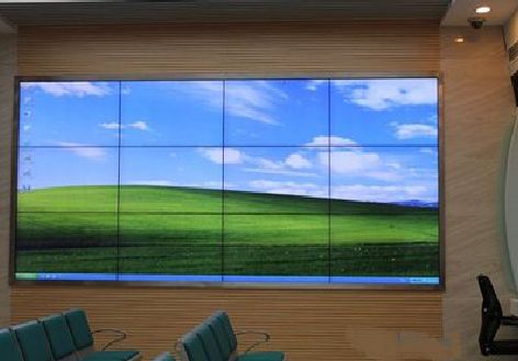 叶县液晶拼接屏的另类用法。