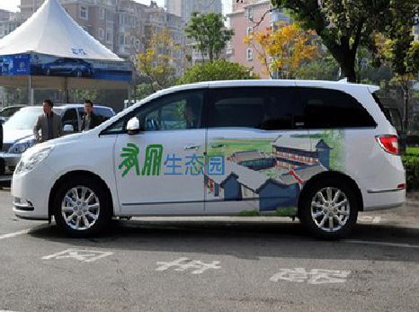 叶县户外车贴喷绘如何保持效果?